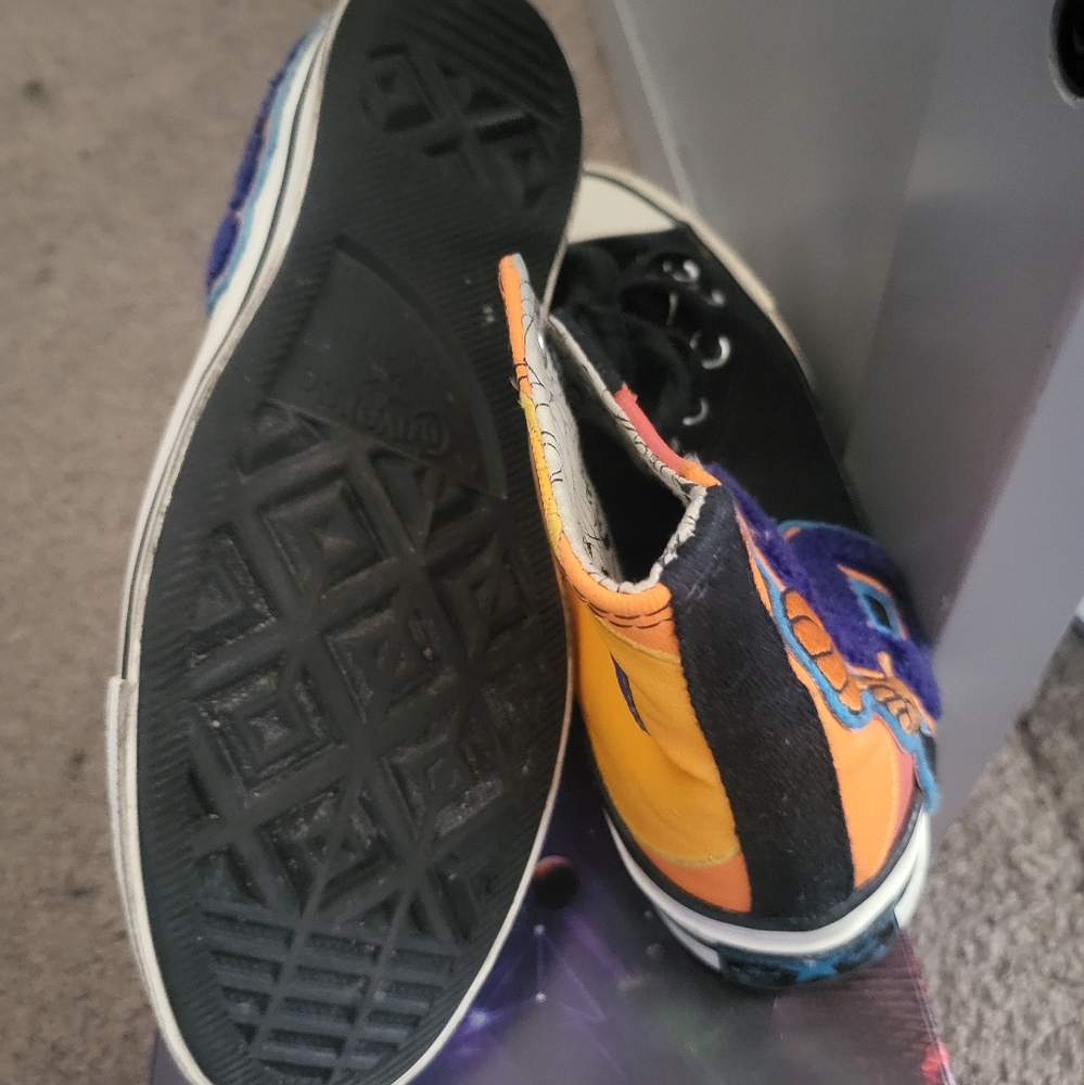 Space Jam Converse - image 3